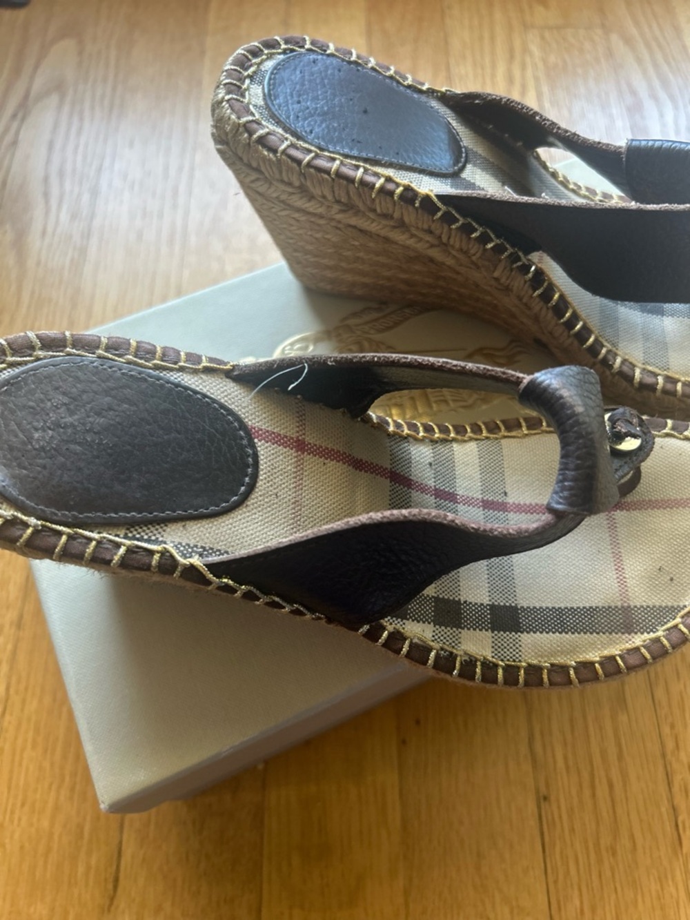 Burberry Beige Plaid Thong Espadrille Sandals with Brown Straps - Picture 2 of 5